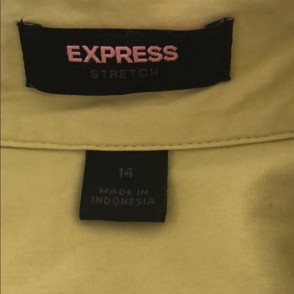 GOV SHUTDOWN SALE!!! Express top - Picture 3 of 3